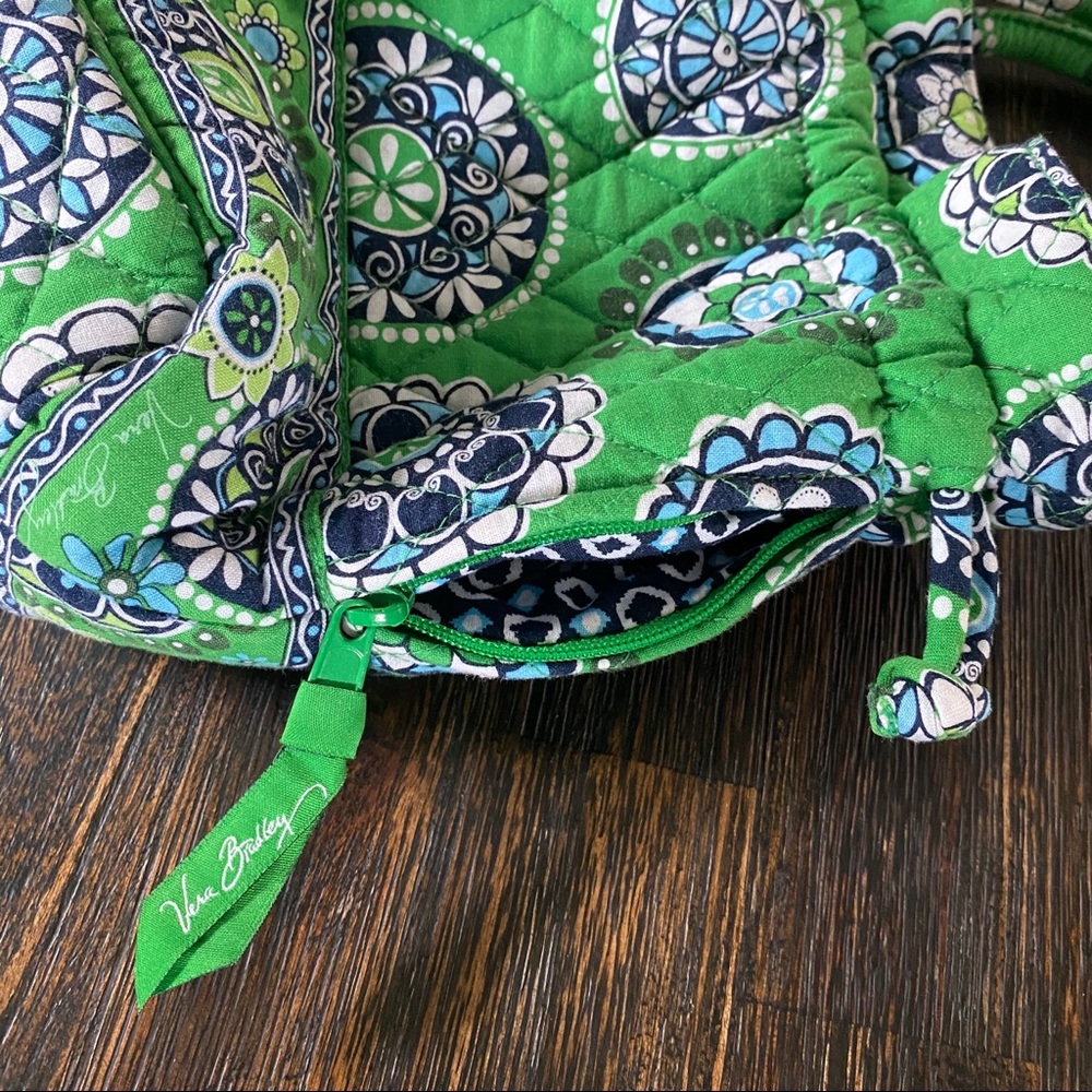 Vera Bradley “cupcakes green” purse. - Picture 2 of 9
